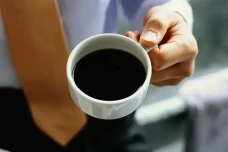 3 Tips Minum Kopi Hitam...