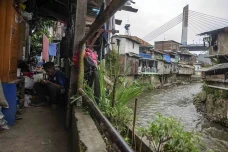 Kesenjangan Mencolok...
