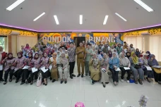 Masyarakat Didorong...