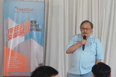 Resmikan Kantor Cabang...