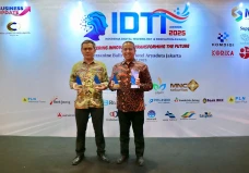 MNC Sekuritas Raih Penghargaan...