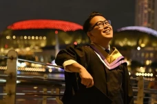 Mimpi Kuliah di Singapura?...