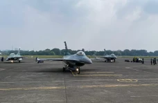 Belasan Jet Tempur Gelar...