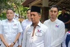 Anggota DPRD DKI dari...