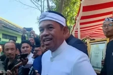 Respons Dedi Mulyadi...
