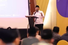 Kemenag Latih Penghulu...
