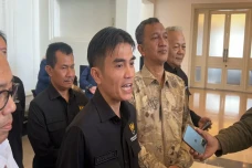 LSF Wajibkan Sinetron,...