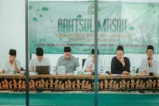 Bahtsul Masail Cirebon...