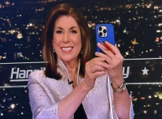 Siapa Tammy Bruce? Mantan...