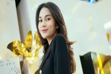 Kasus Dugaan Fitnah,...