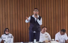 Susi Pudjiastuti Minta...
