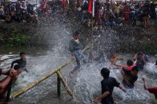 Peringatan HUT Ke-80...