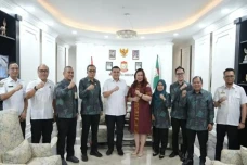Perkuat Kompetensi SDM,...