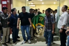 Isak Tangis Keluarga...