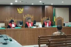 Tok! Eks Ketua PN Surabaya...