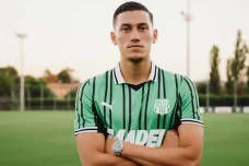 Debut Jay Idzes di Serie...