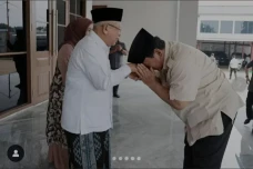 Prabowo Temui KH Maruf...