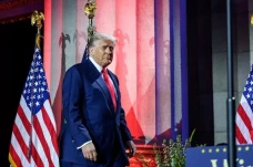 Kebijakan Donald Trump...