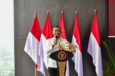 Sah Dilantik Prabowo,...