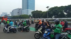 Suasana Depan Gedung...