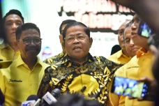 Bahlil Terima Bintang...