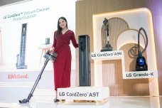 LG Deklarasikan Perang...