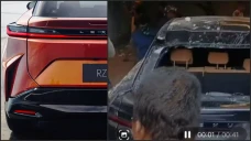 Berapa Harga Mobil Lexus...