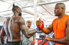 Deontay Wilder Senang...