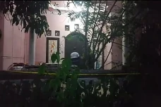 Satu Keluarga Sahroni...