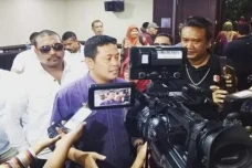 Perintah Prabowo Instruksikan...