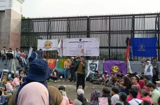 Mahasiswa Demo DPR:...