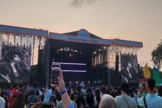 Daftar Musisi yang Batal...
