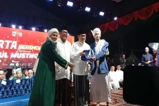 Gubernur Pramono: Aktivitas...