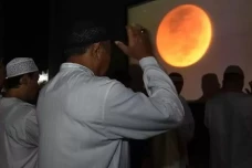 Keutamaan Salat Gerhana...
