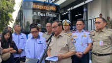 Setelah Dibakar, Nama...