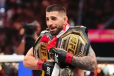Juara UFC Ilia Topuria...