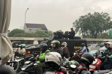 Momen Ratusan Mahasiswa...
