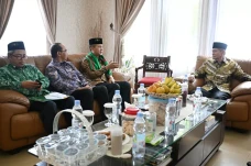 Menteri Transmigrasi...