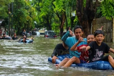 Cegah Leptospirosis,...