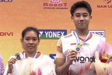 Marwan/Aisyah Juara...
