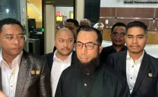 Ustaz Khalid Basalamah...