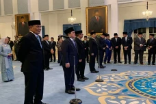 Dicopot dari Menteri...
