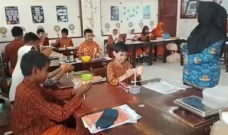 SDN 5 Arcawinangun,...