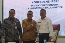 Terkuaknya Garasi Walikota...