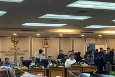 Apresiasi Dasco Terima...