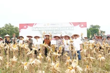 Kapolda Riau Pimpin...