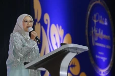 Rustini Muhaimin: Anak...