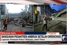 Pondok Pesantren Al...
