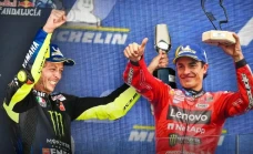 Marc Marquez vs Valentino...