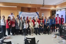UMB Edukasi Kaum Ibu...